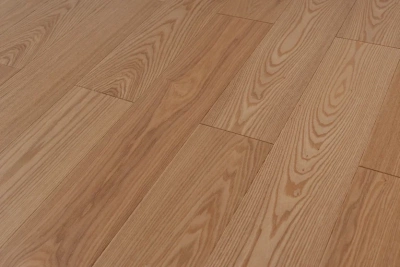 фото паркетной доски Amberwood Фьюжн Ясень Карамель Лак